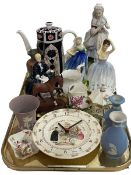 Tray lot with Royal Doulton figures, Bunnykins clock, Wedgwood, etc.