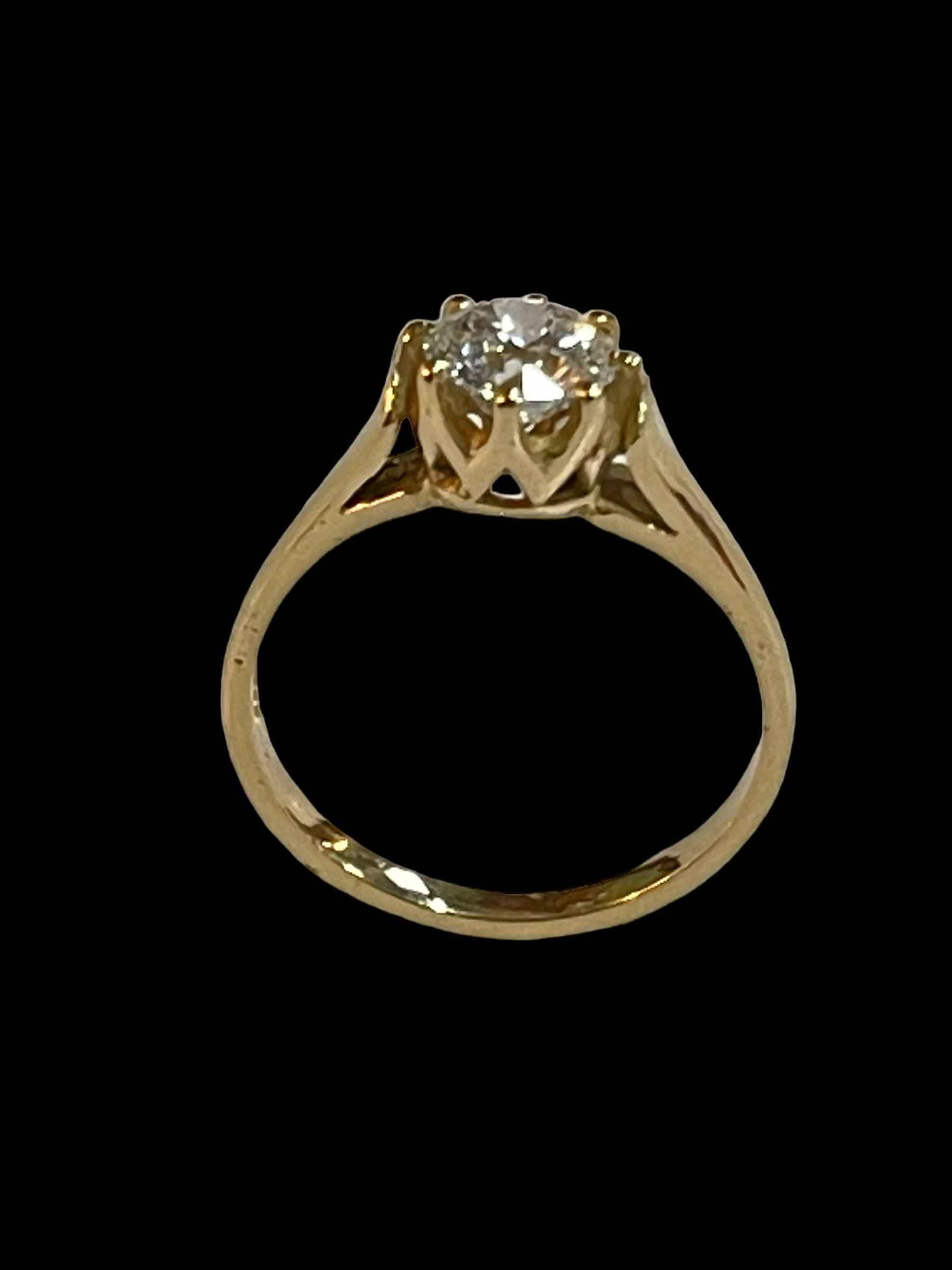 18 carat yellow gold and 1.00 carat lab diamond solitaire ring, size O. - Image 2 of 2