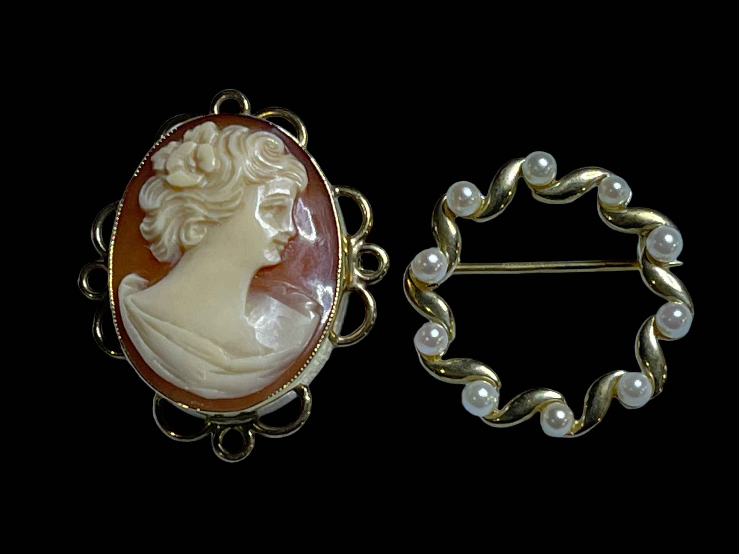 Seed pearl brooch and 9 carat gold cameo brooch (2).