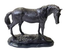 Bronze horse on marble plinth, 22.5cm high.