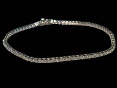 Diamond tennis bracelet set in 18 carat white gold, diamond 2.50 carats.