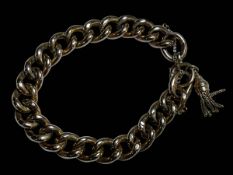 9 carat gold chain link bracelet.