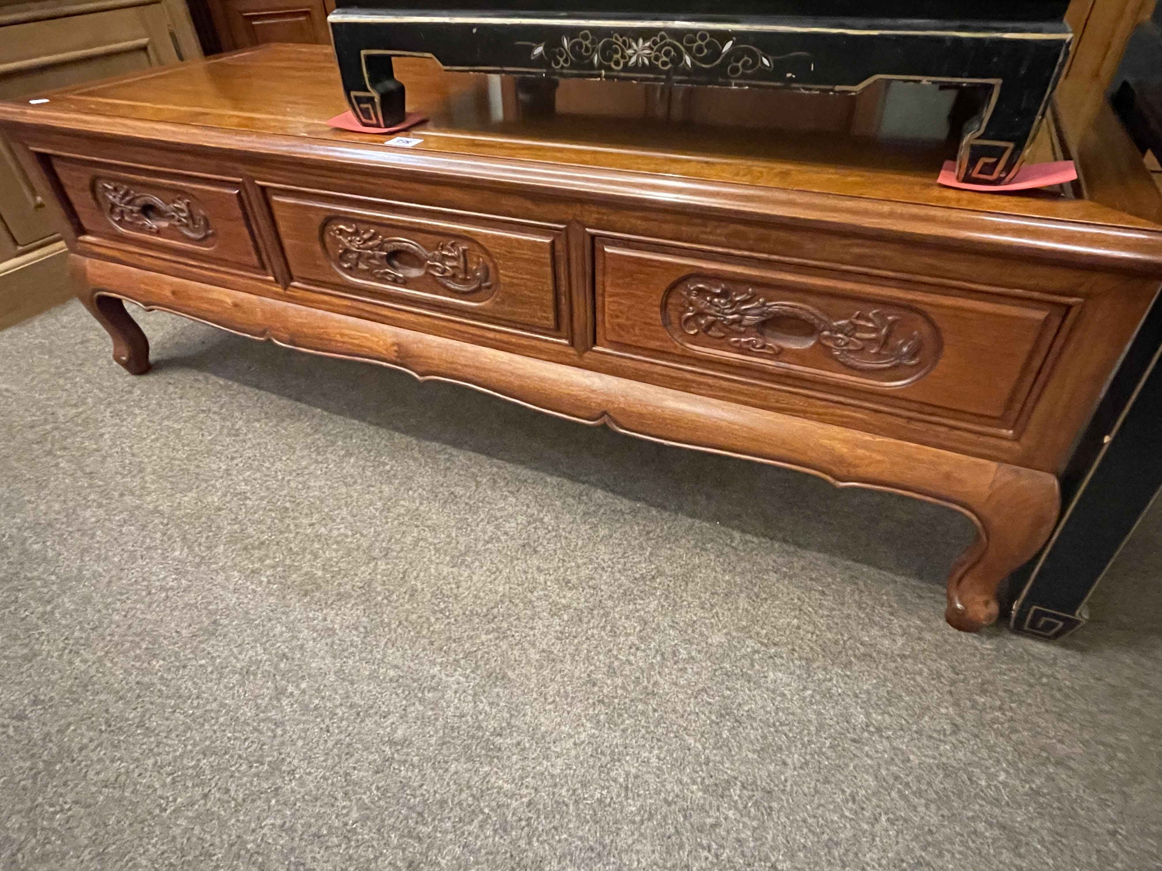 Three piece suite of Oriental style furniture comprising two door cocktail cabinet, - Image 2 of 3