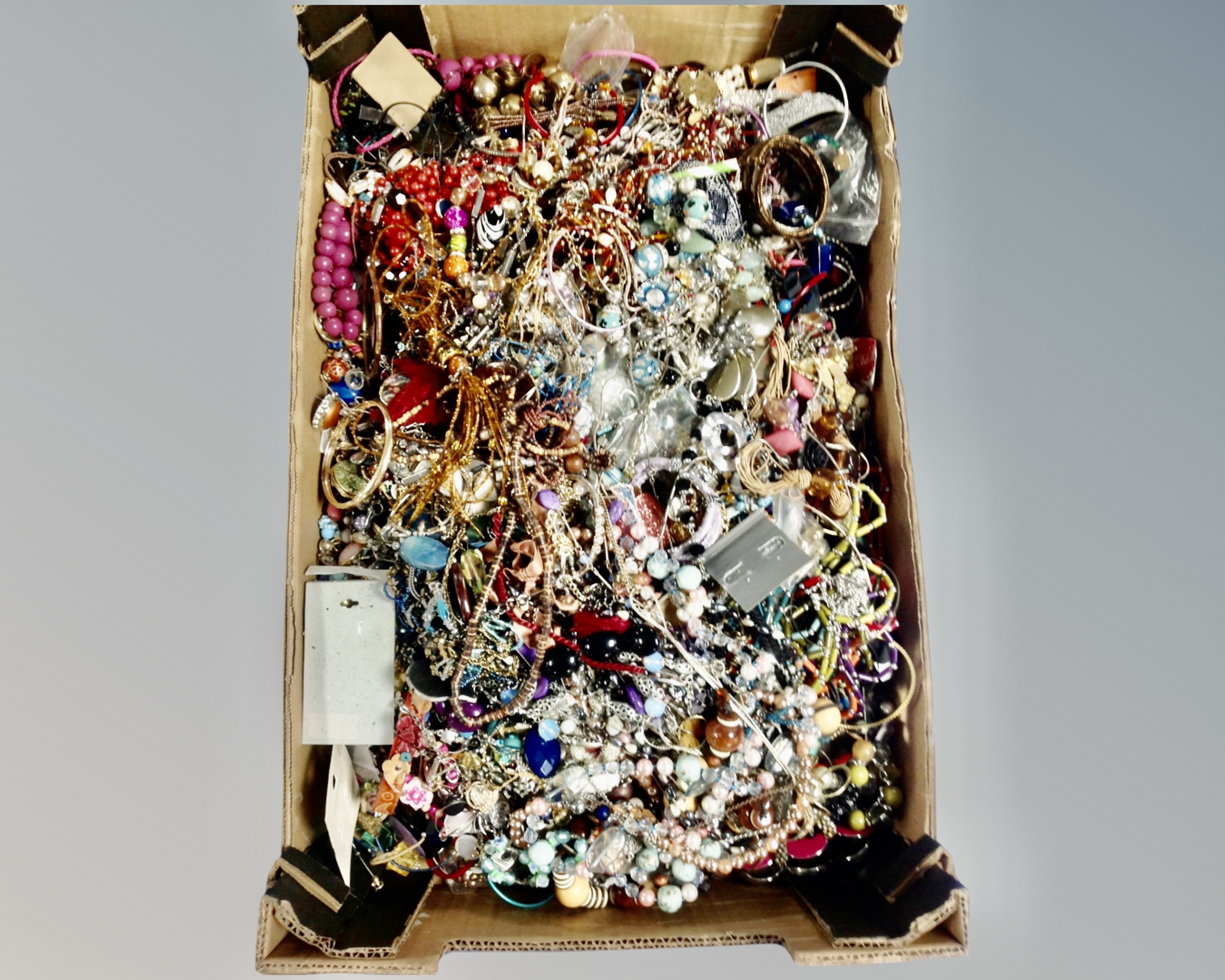 A box of a large quantity of costume jewellery