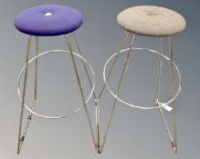 A pair of circular breakfast bar stools on tubular metal legs (AF)