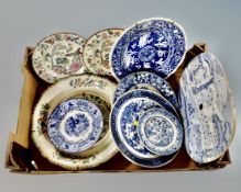 A box containing 19th century plates by Spode, blue and white meat drainer.