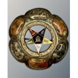 A high quality silver agate brooch with Masonic emblem, diameter 5cm.