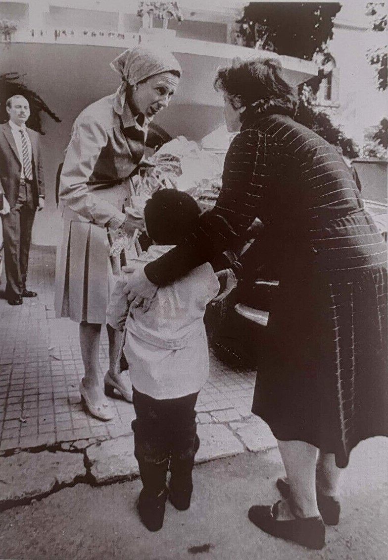 Princess Margaret vintage 1982 negatives on her visit to meet Lebanese President Amin Gemaye on an - Image 2 of 3