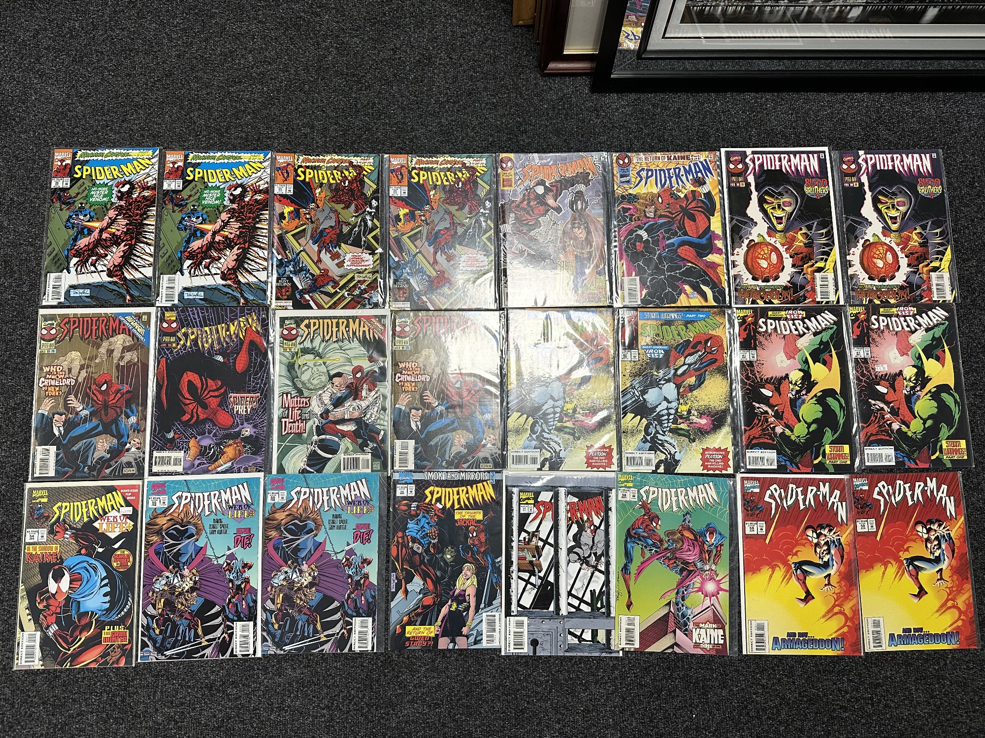 A box containing a large collection of 1990s and later Marvel Spider-Man comics including various - Image 8 of 13