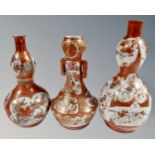 Three Japanese Kutani vases (Af)
