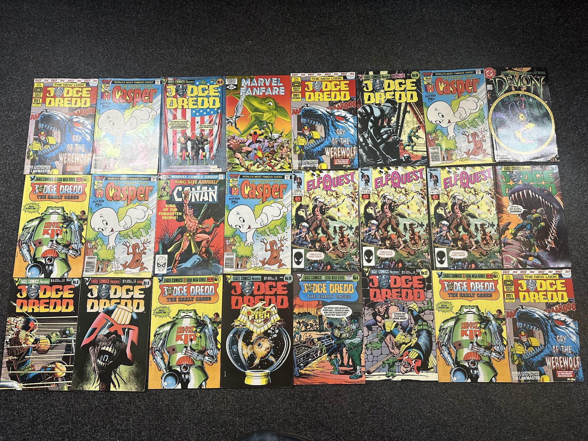 A box containing a large collection of vintage and later comics including Casper the Friendly Ghost, - Image 5 of 13