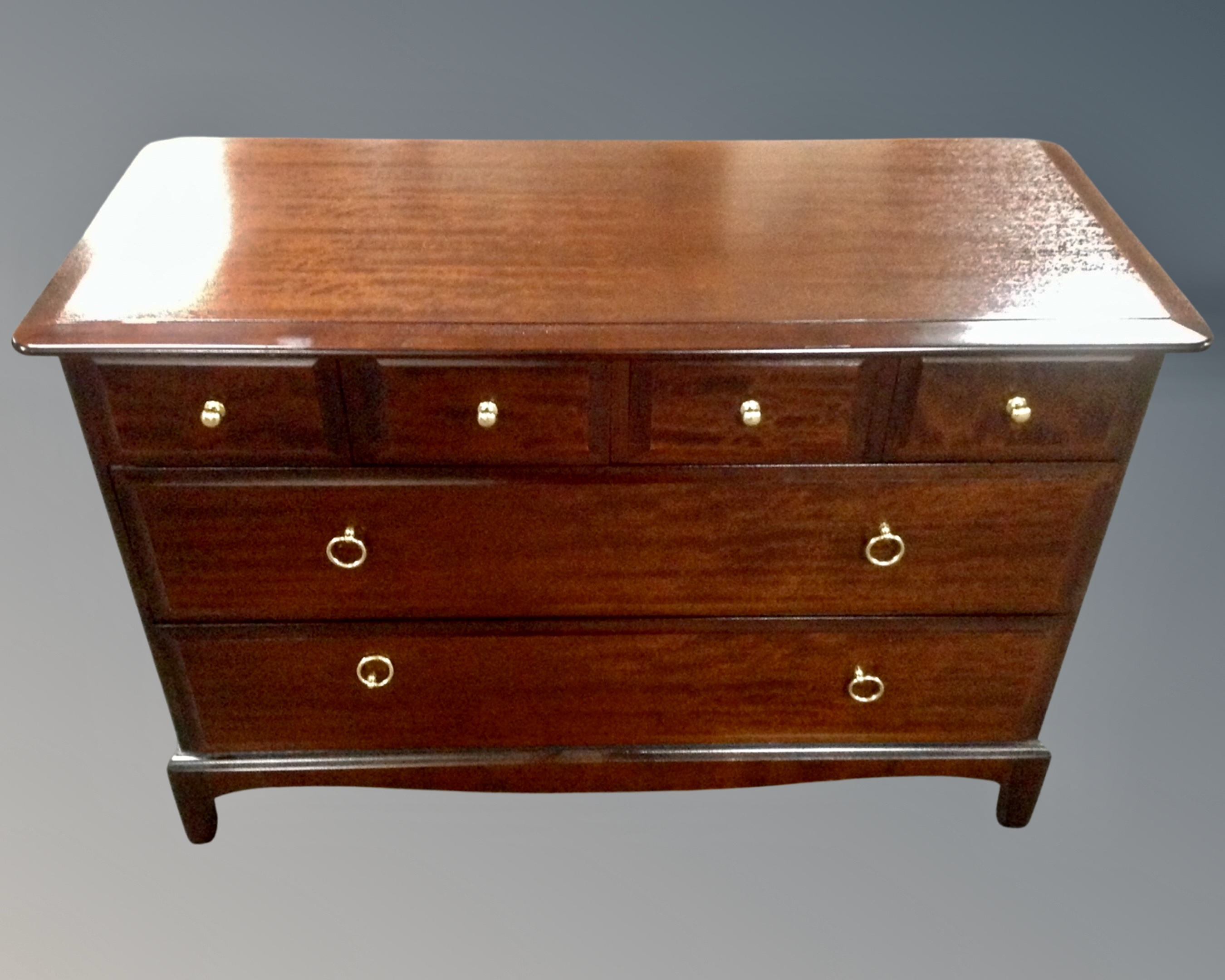 A Stag Minstrel four over two six drawer chest (width 106cm)