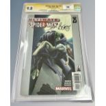 Marvel Comics : CGC Signature Series Ultimate Spider-Man #25, signed by Brian Michael Bendis,