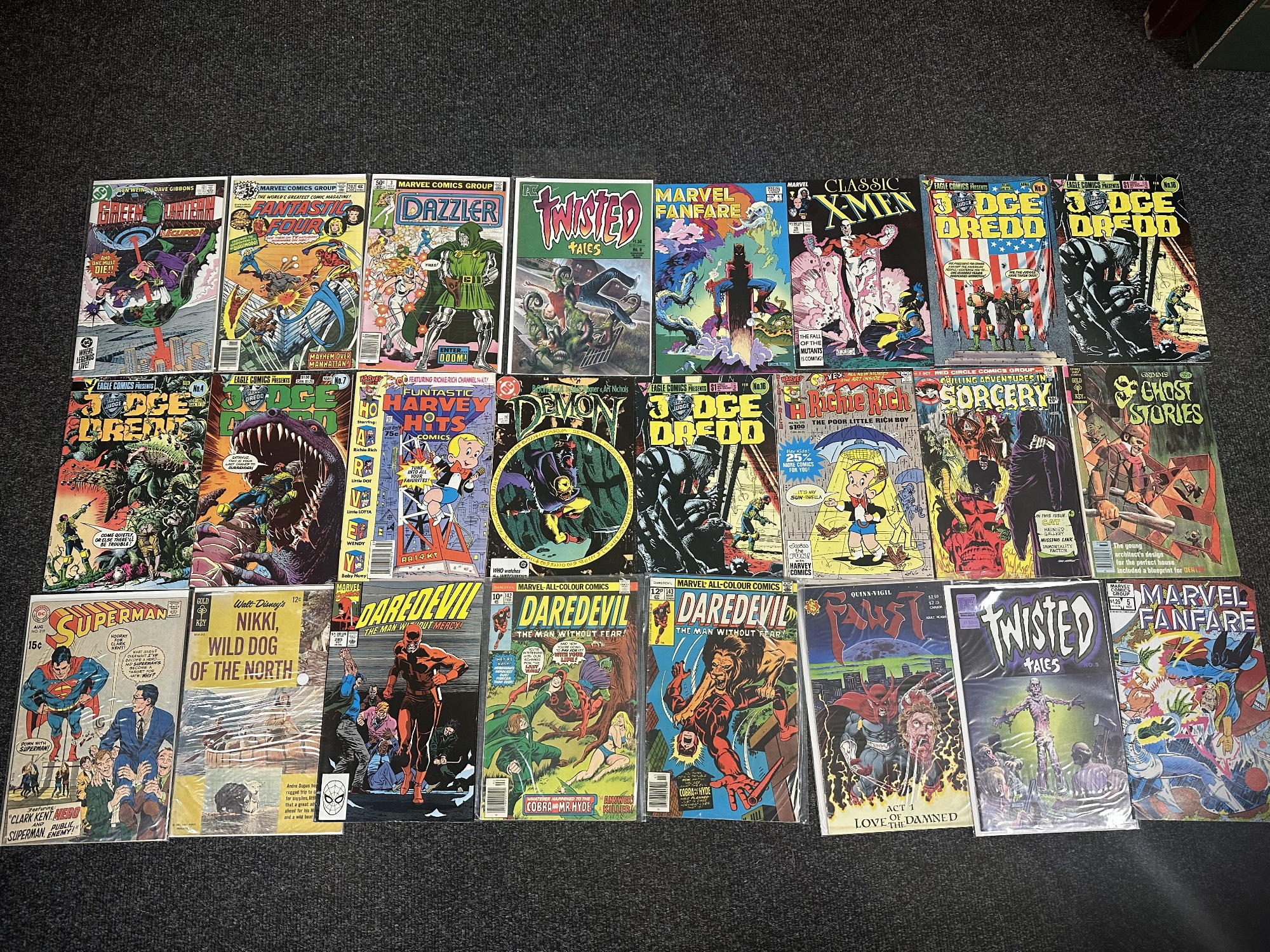 A box containing a large collection of vintage and later comics including Casper the Friendly Ghost, - Image 2 of 13