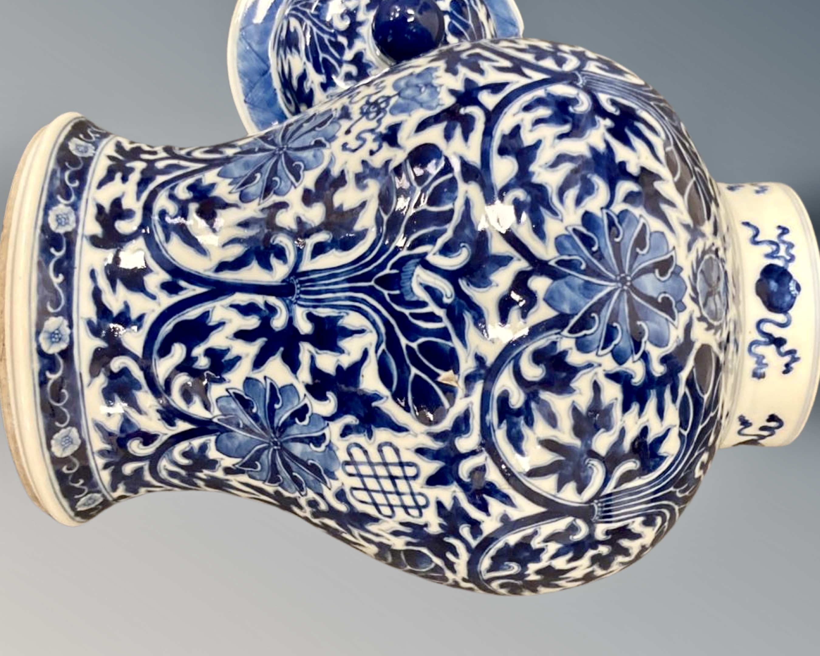 A Chinese blue and white lidded urn, height 43.5 cm, Kangxi six character mark to base. - Image 2 of 15
