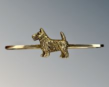 A 9ct yellow gold brooch modelled as a Scotty dog, width 5cm, 2.9g.
