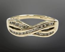 A 9ct yellow gold diamond set ring, size M/N, 2.5g.