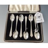 A set of six silver tea spoons, Birmingham 1944, 46g.