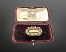 A Georgian yellow gold and turquoise memoriam brooch, solid back, 5.7g.