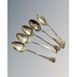 A group of five Georgian silver teaspoons. (5) CONDITION REPORT: 75.5g gross.