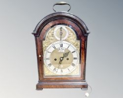 Weekly Auction of Antiques, Collectables & Furnishings