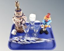 A tray of Murano glass clown and fish ornaments, Masons table lamp on wooden base,