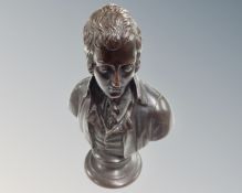 A bronze bust of a gentleman (height 20cm)