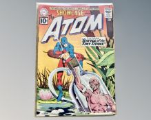 DC Comics : Showcase, The Atom, The Worlds Smallest Super Hero #34 (1961).