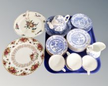 A tray containing a quantity of Spode blue and white porcelain Royal Albert Old Country Roses plate