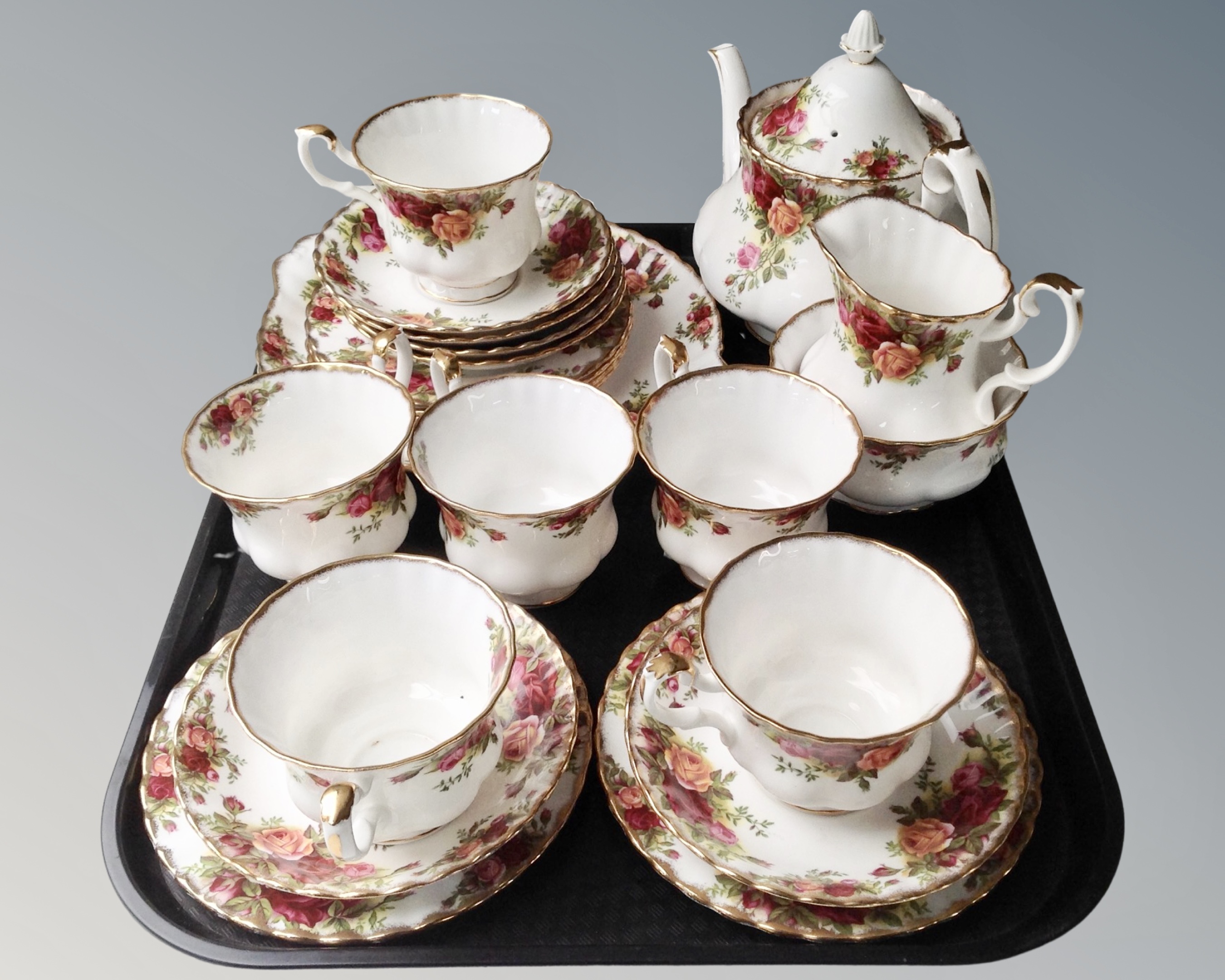 Approximately 21 pieces of Royal Albert Old Country Roses tea china.