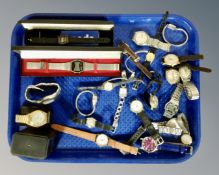 A tray containing a collection of lady's and gent's wristwatches including digital watches, Sekonda,