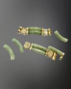 A jade and yellow metal bracelet (as found) CONDITION REPORT: 48.2g gross.