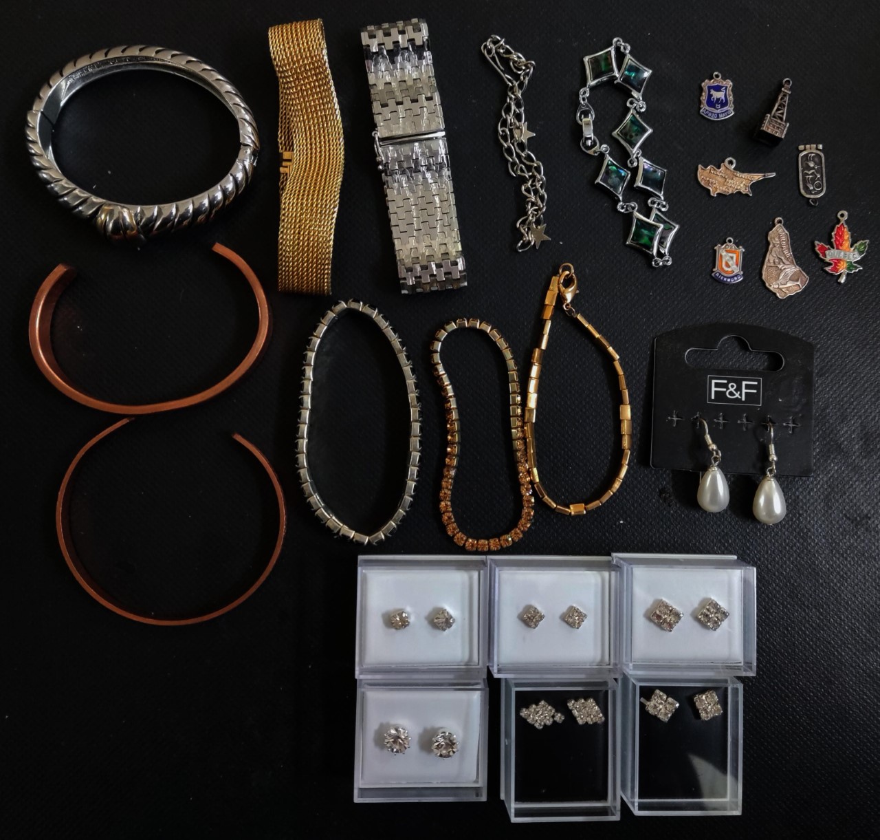 6 pairs of boxed Diamante earrings, copper bangles and other costume jewellery.