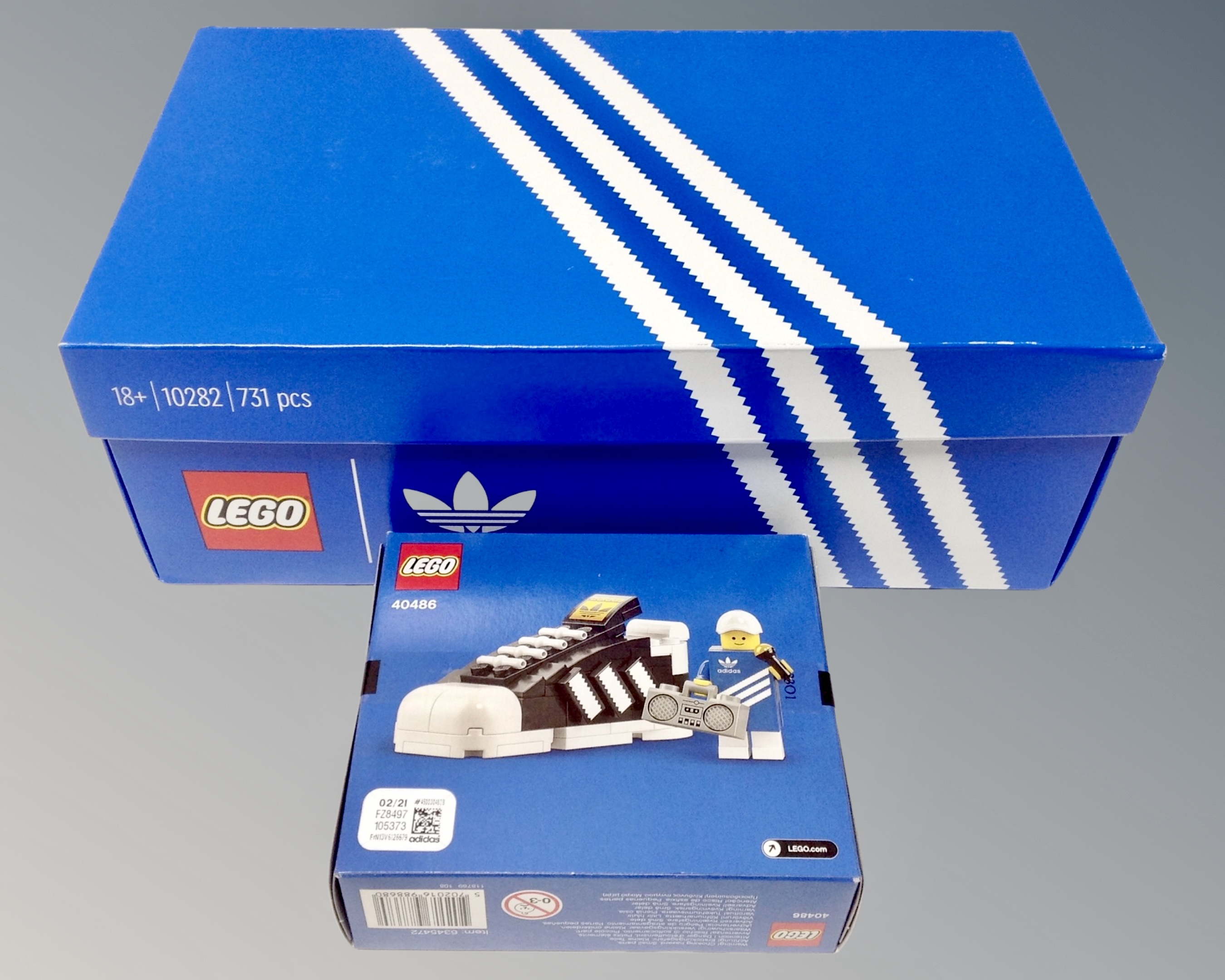 Lego : Adidas Originals Superstar 10282, together with Adidas mini build 40486,