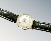 A gent's 9ct gold Tudor centre-seconds wristwatch, movement signed Tudor 17 Rubies Swiss Made,