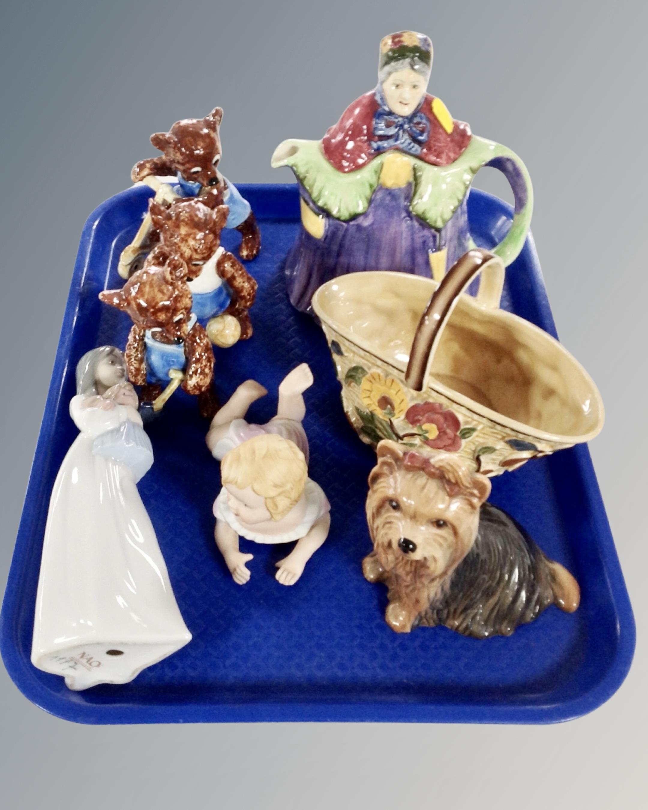 A tray containing assorted ceramics including Nao figure, Goebel teddy bear figures,