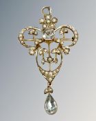 A 9ct gold Edwardian drop pendant set with seed pearls and aquamarine, length 6 cm, 4.7g.
