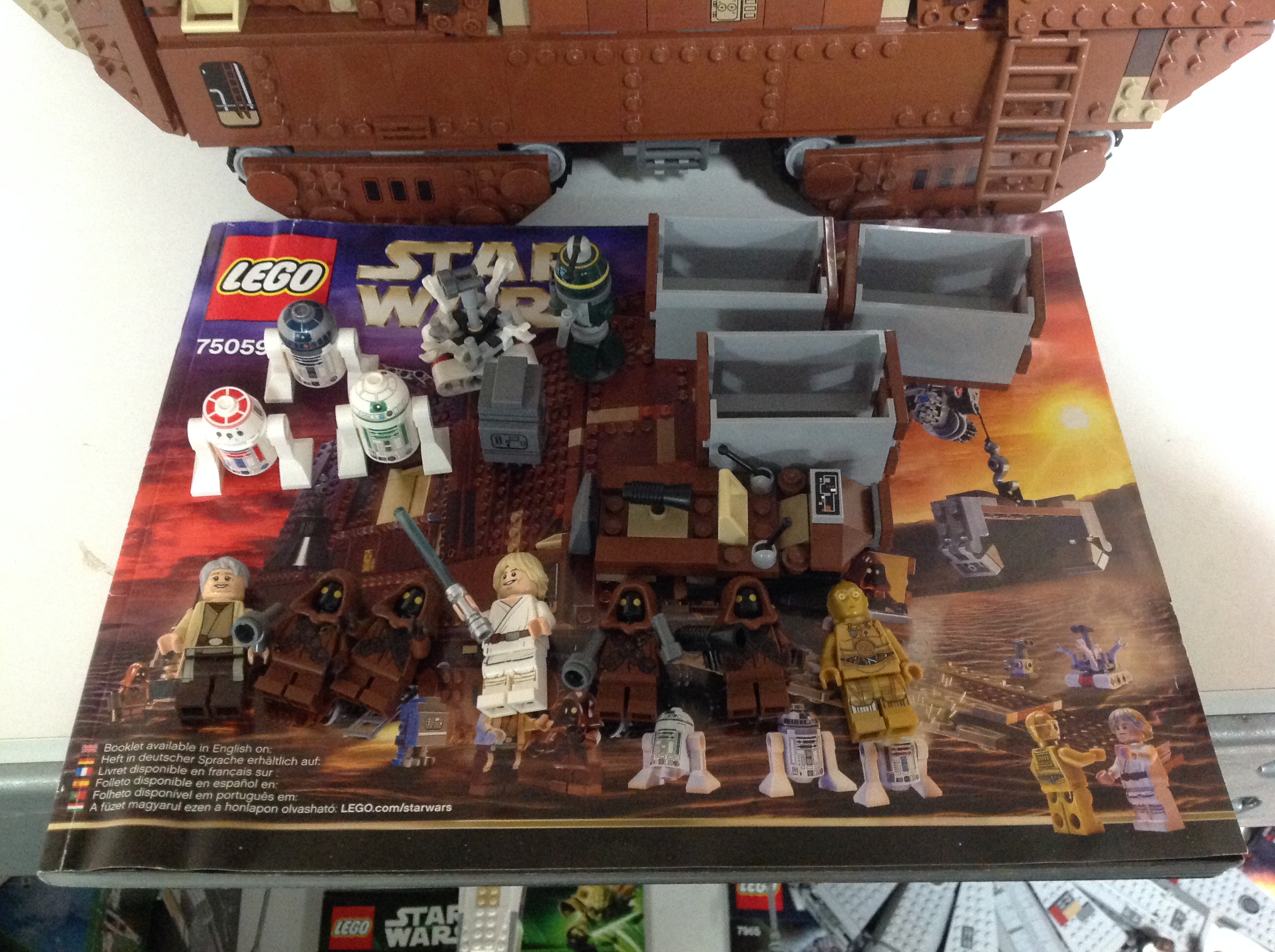 A Lego Star Wars Ultimate Collector's Series 75059 Sandcrawler, with box and instructions. - Image 2 of 2