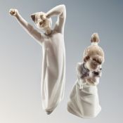 Two Lladro figures 4870 Boy Awakening together with 5712 Sleepy Kitten (2)