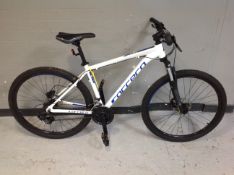 A Carerra Hustle II Gent's mountain bike