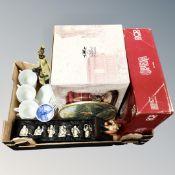 A box of Leonardo collection figure - Traveller's rest, boxed, RCR opera dish, boxed,