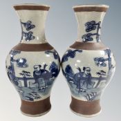 A pair of 20th century Chinese blue and white crackle glazed vases, height 46.5 cm.