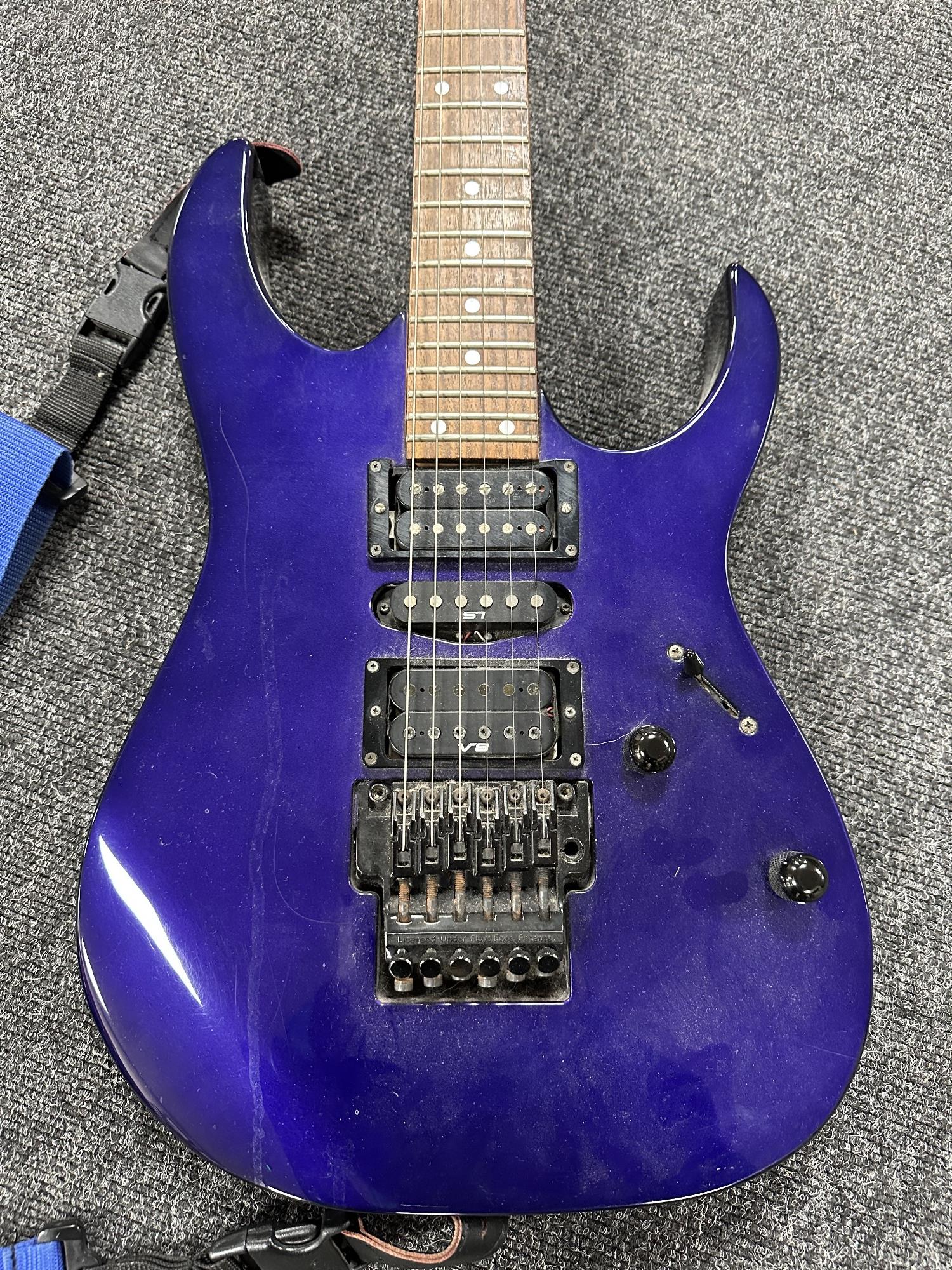 An Ibanez electric guitar, serial number F9705221, Made in Japan, in hard carry case. - Image 2 of 8