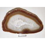 Natural Agate brown crystal. 5 1/2 inches in length x 3 1/2 inches in height. Weight: 139 grams.