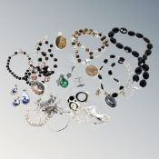 A collection of silver and white metal jewellery (Q)