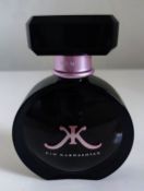 A Kim Kardashian 50ml parfum,