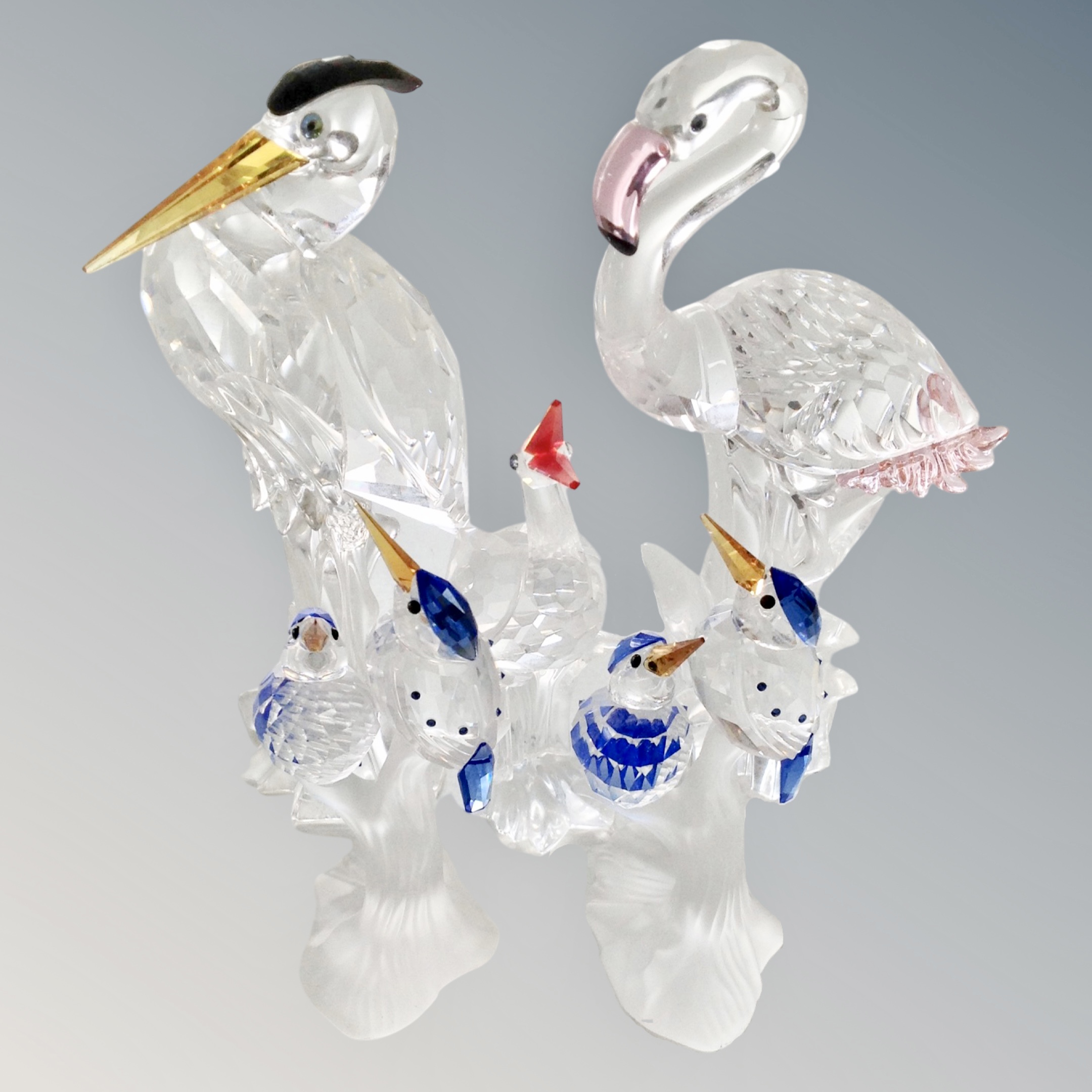 A tray containing a large quantity of Swavoski crystal and other glass animal ornaments (some - Image 5 of 6