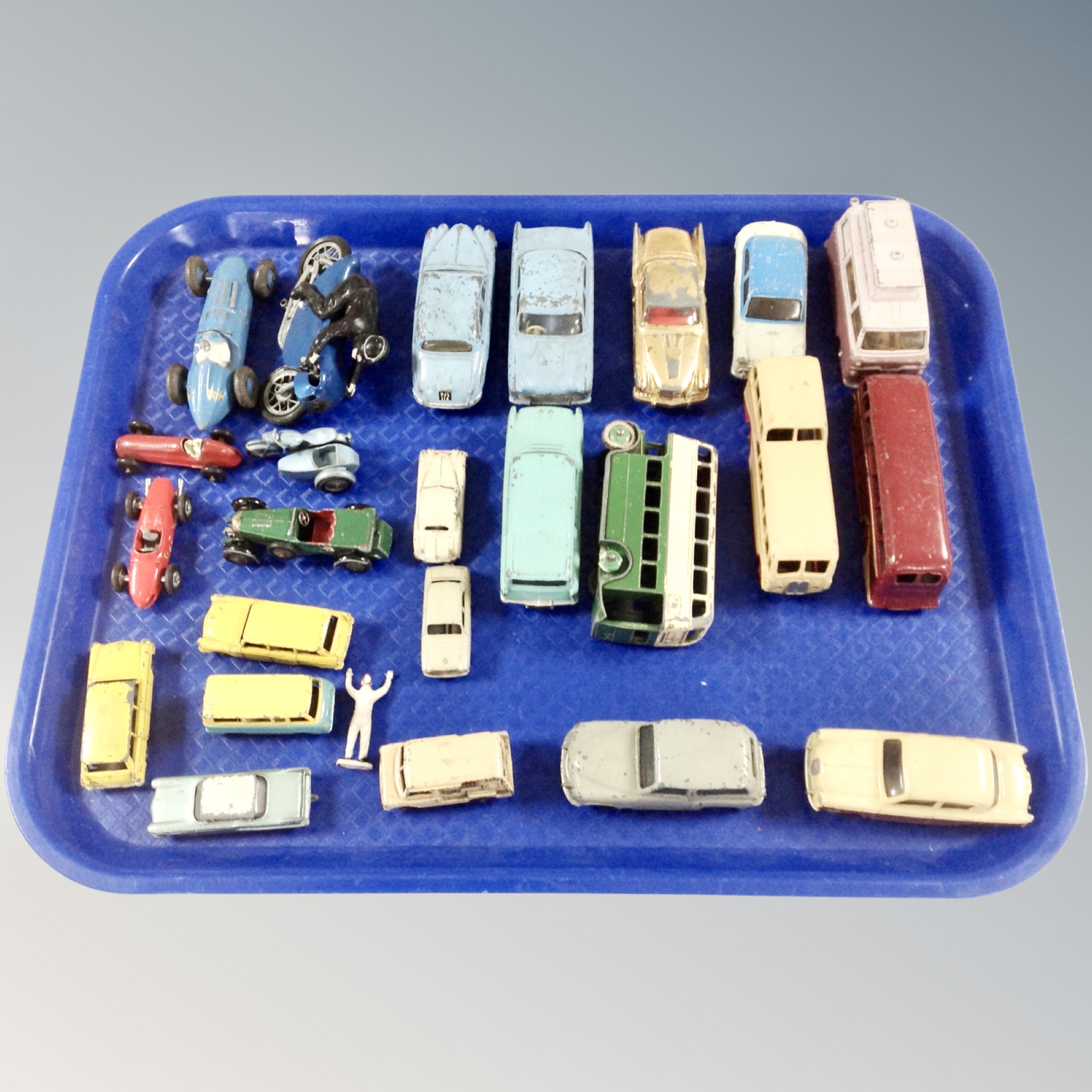 A tray of 20th century die cast vehicles including Tri-ang, Dinky and Corgi.