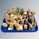 A tray of twenty Pendelfin figures - Barney, Boswell, Picnic Midge, Lucy Pocket,