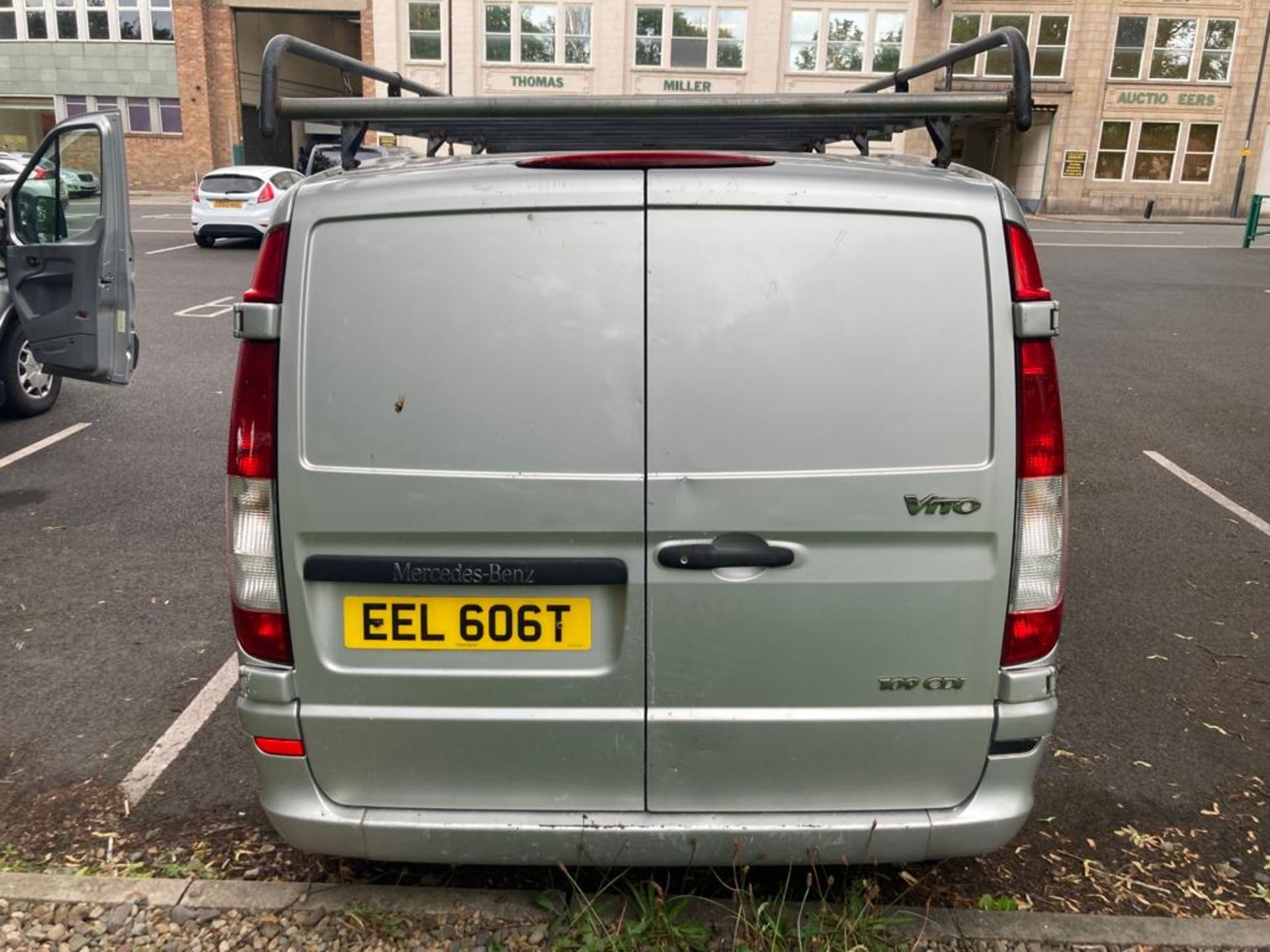 A Mercedes Vito 109 CDi van, registration EEL 606T, first registered 1.3. - Image 6 of 6